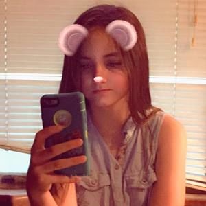 Meet your Posher, Kendra